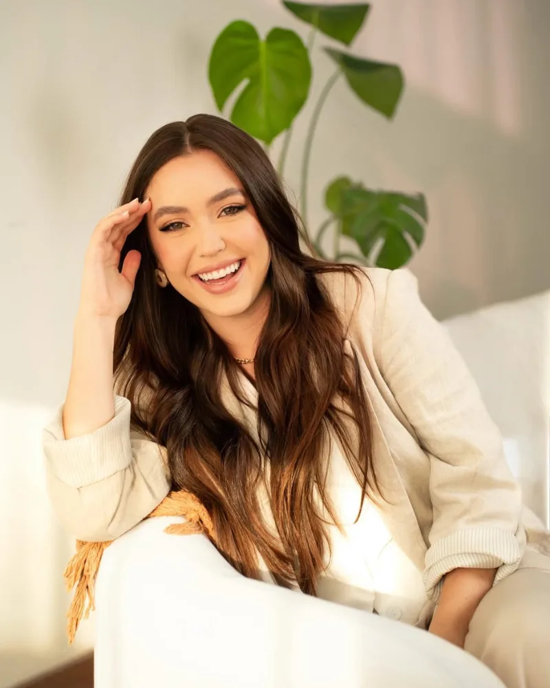 Dra. Sofia Araújo